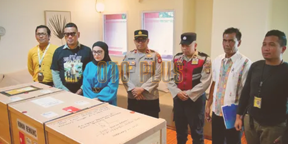 Uya Kuya Kembali Pulangkan Jenazah WNI dari Taiwan Uya Kuya Kembali Pulangkan Jenazah WNI dari Taiwan