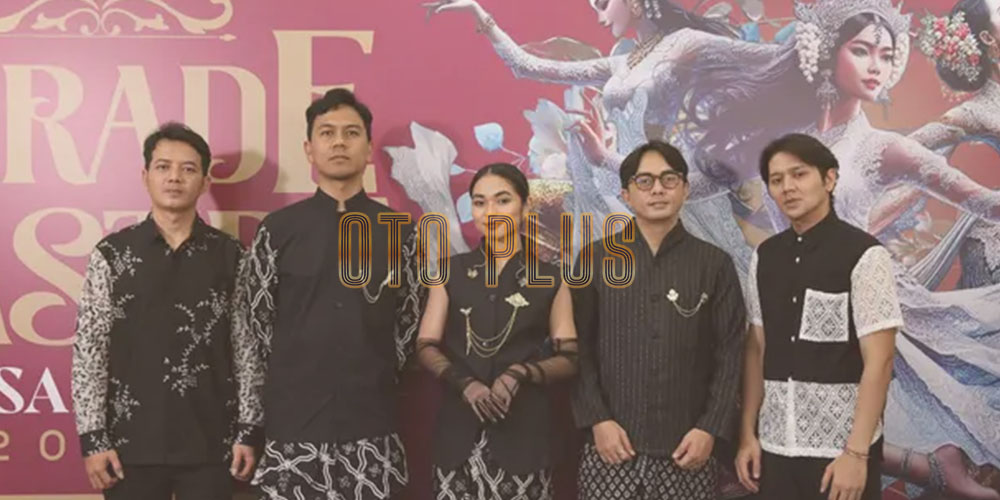 Gaya Cetar Personel Geisha di Parade Wastra Nusantara 2025